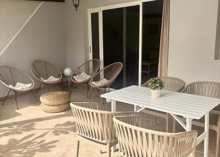 La Casita De Mon -